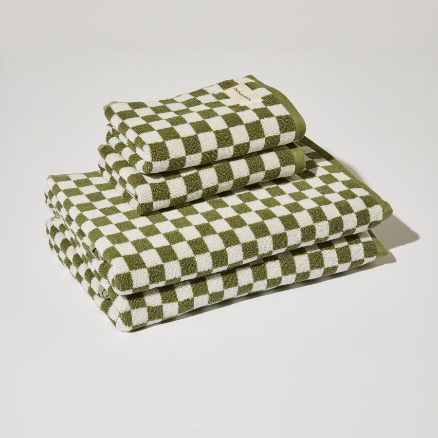 BATH TOWEL IN OLIVE GREEN CHECK
