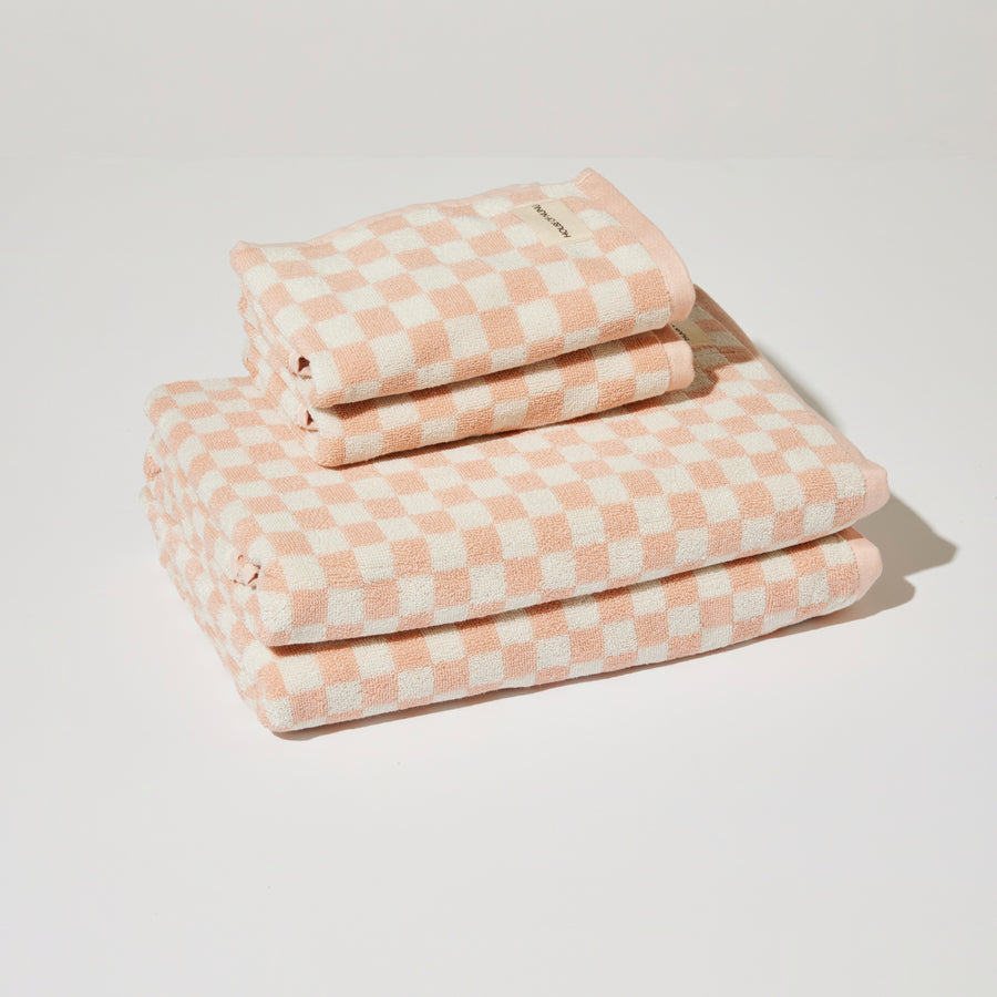 BATH + HAND TOWEL SET OF 4 IN PINK CHECK