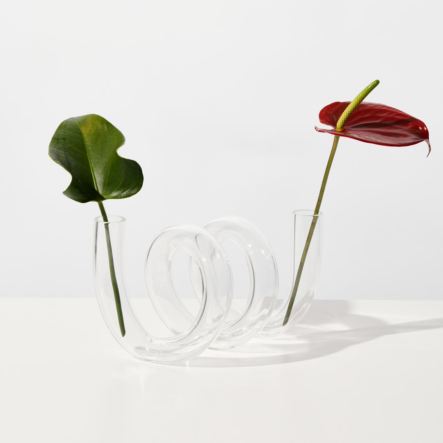 CURLY VASE IN CLEAR - PRE ORDER