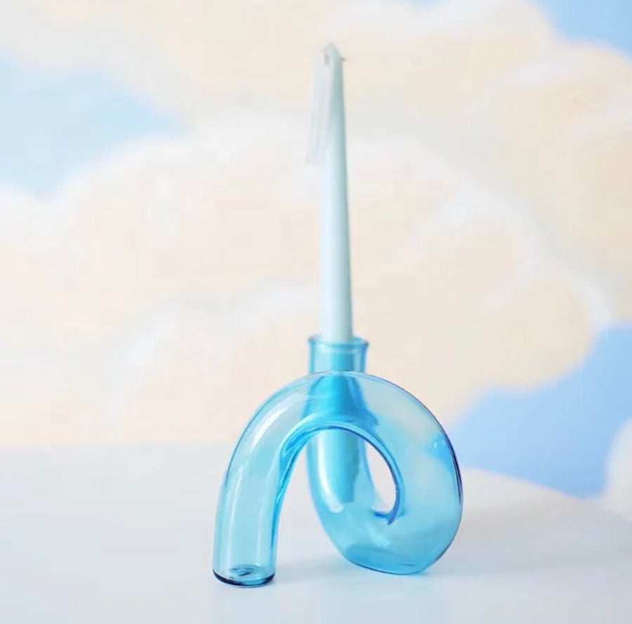 TWIST VASE/CANDLE HOLDER IN LIGHT BLUE
