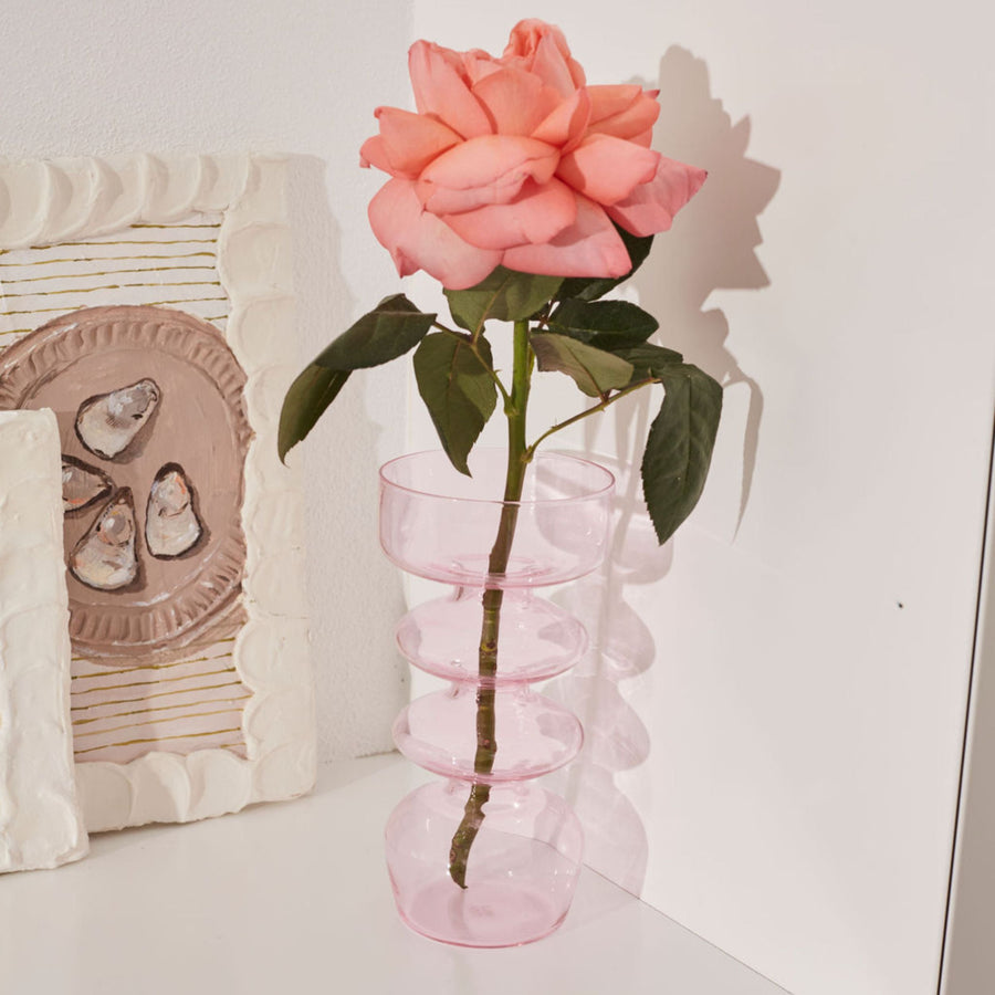 CURVY VASE IN PINK