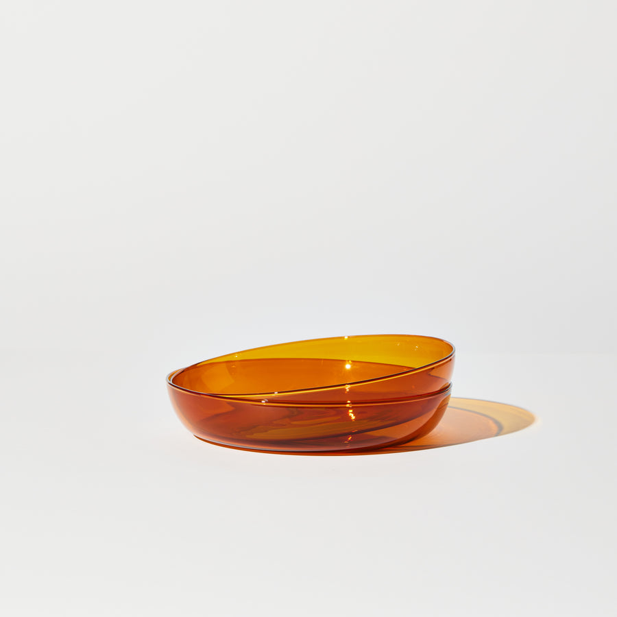 ABRACADABRA SET OF 2 PLATES IN AMBER