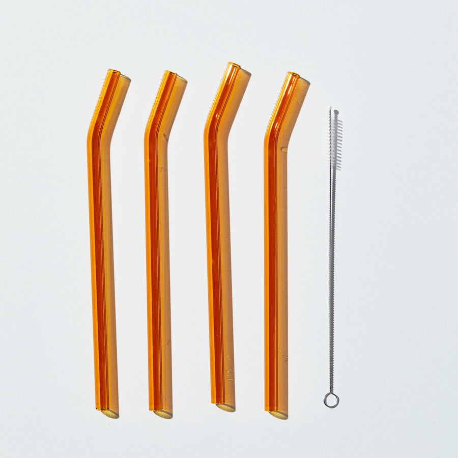 SUCK UP STRAW SET IN AMBER